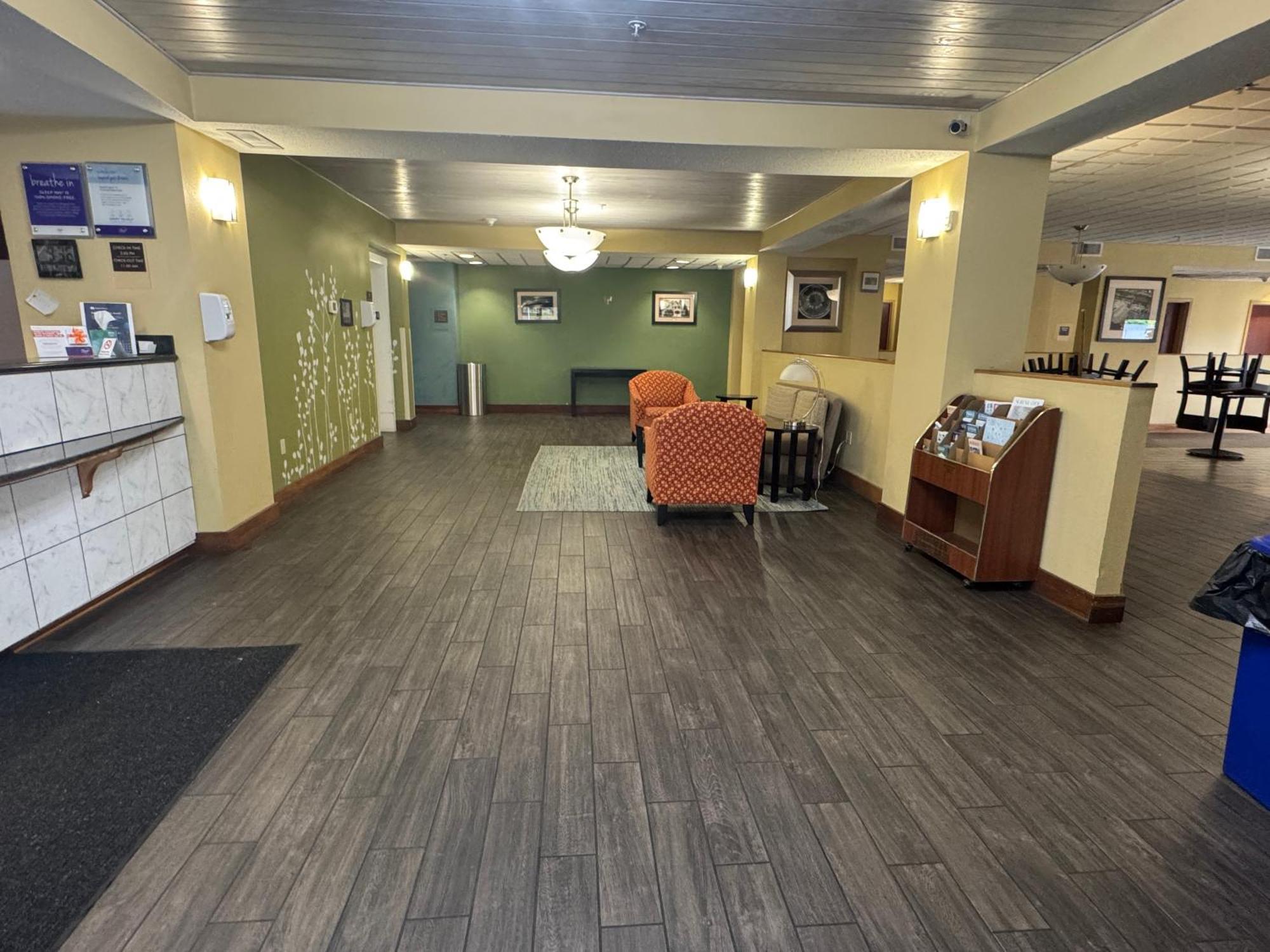 Sleep Inn & Suites Hattiesburg Exterior photo