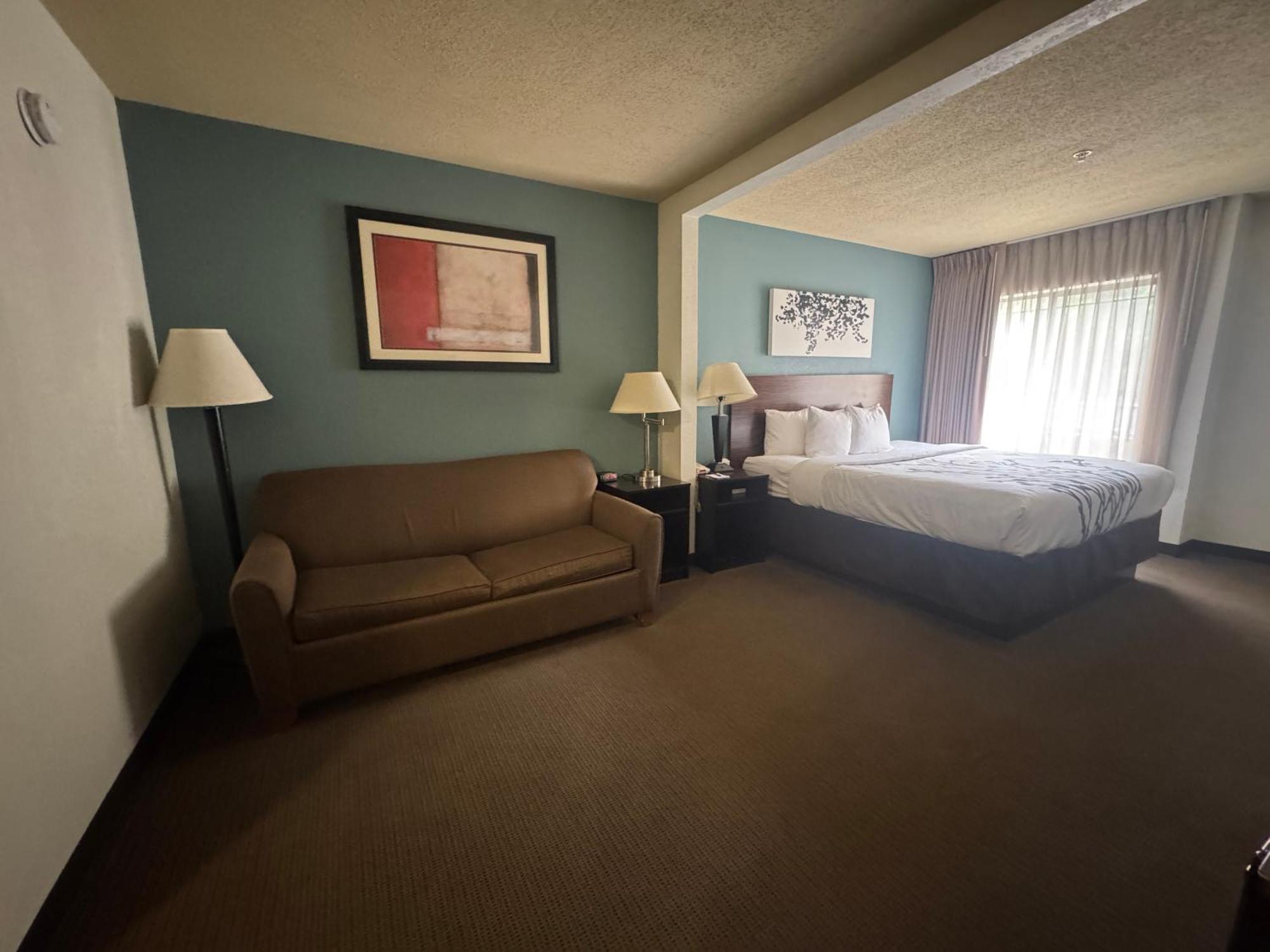 Sleep Inn & Suites Hattiesburg Exterior photo
